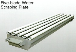 Five blade water scraping blade